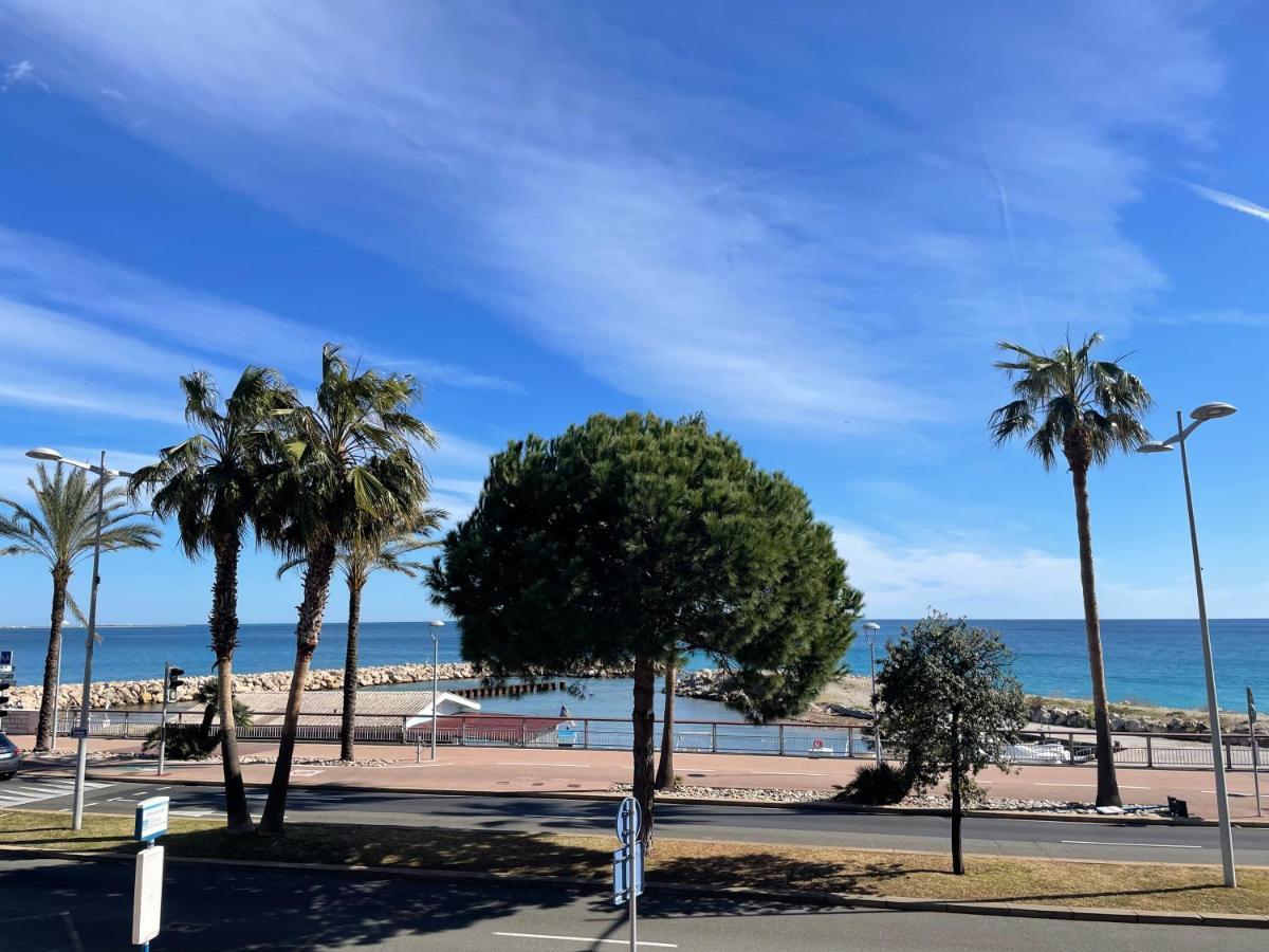 Front De Mer,Plage, Piscine, Parking Cagnes-sur-Mer Ngoại thất bức ảnh