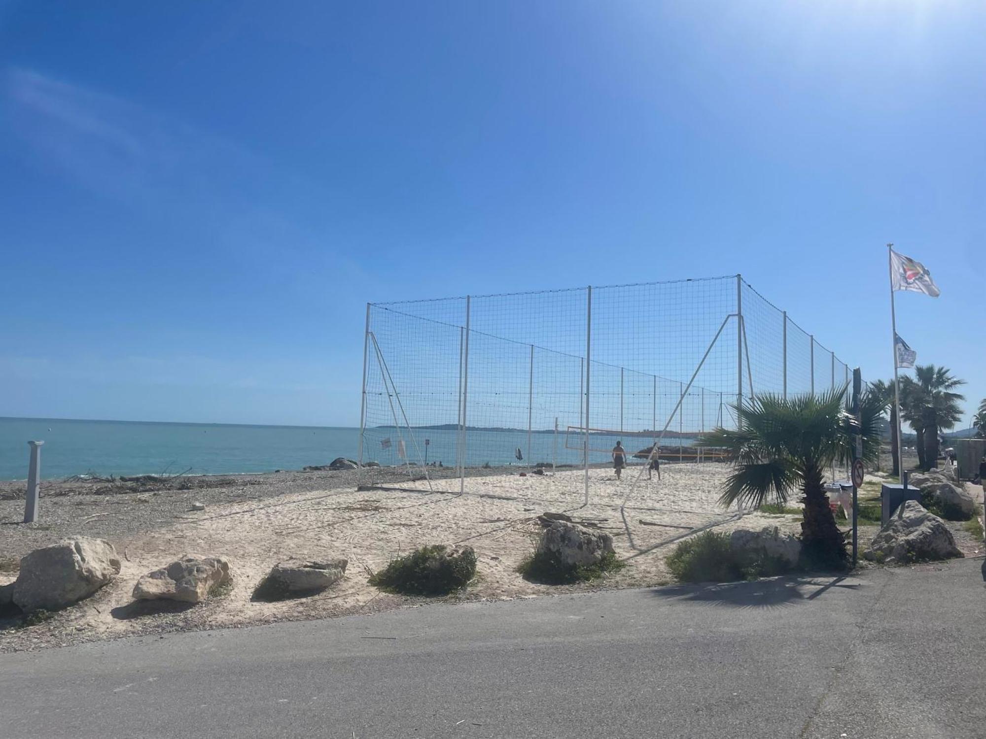 Front De Mer,Plage, Piscine, Parking Cagnes-sur-Mer Ngoại thất bức ảnh