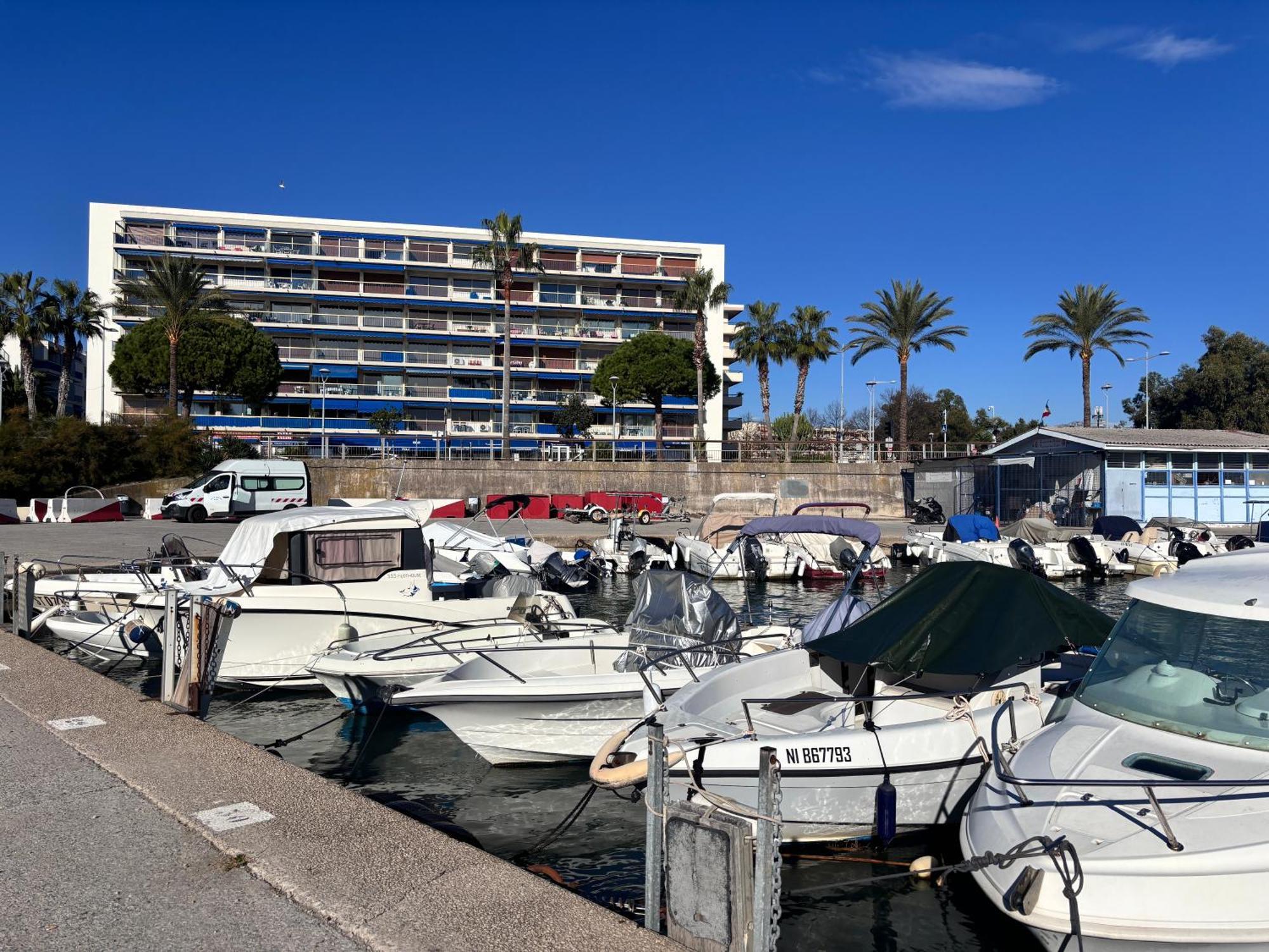 Front De Mer,Plage, Piscine, Parking Cagnes-sur-Mer Ngoại thất bức ảnh
